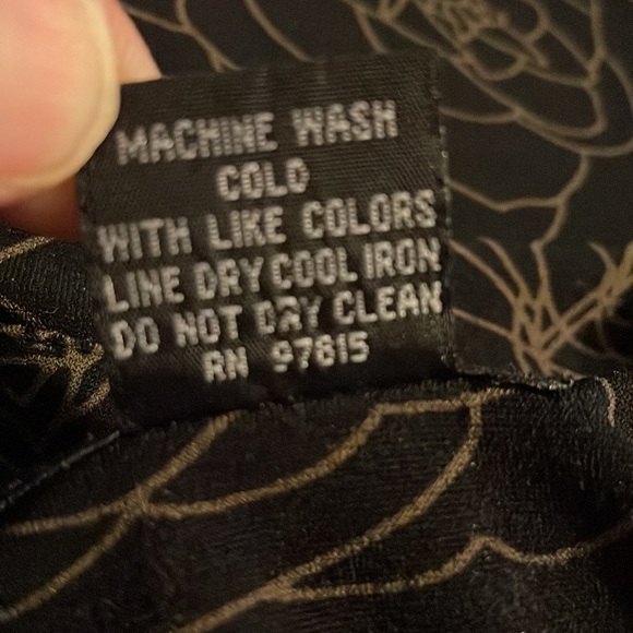 Courtenay stretch black and tan floral sleeveless dress. Size 14 - Picture 11 of 16